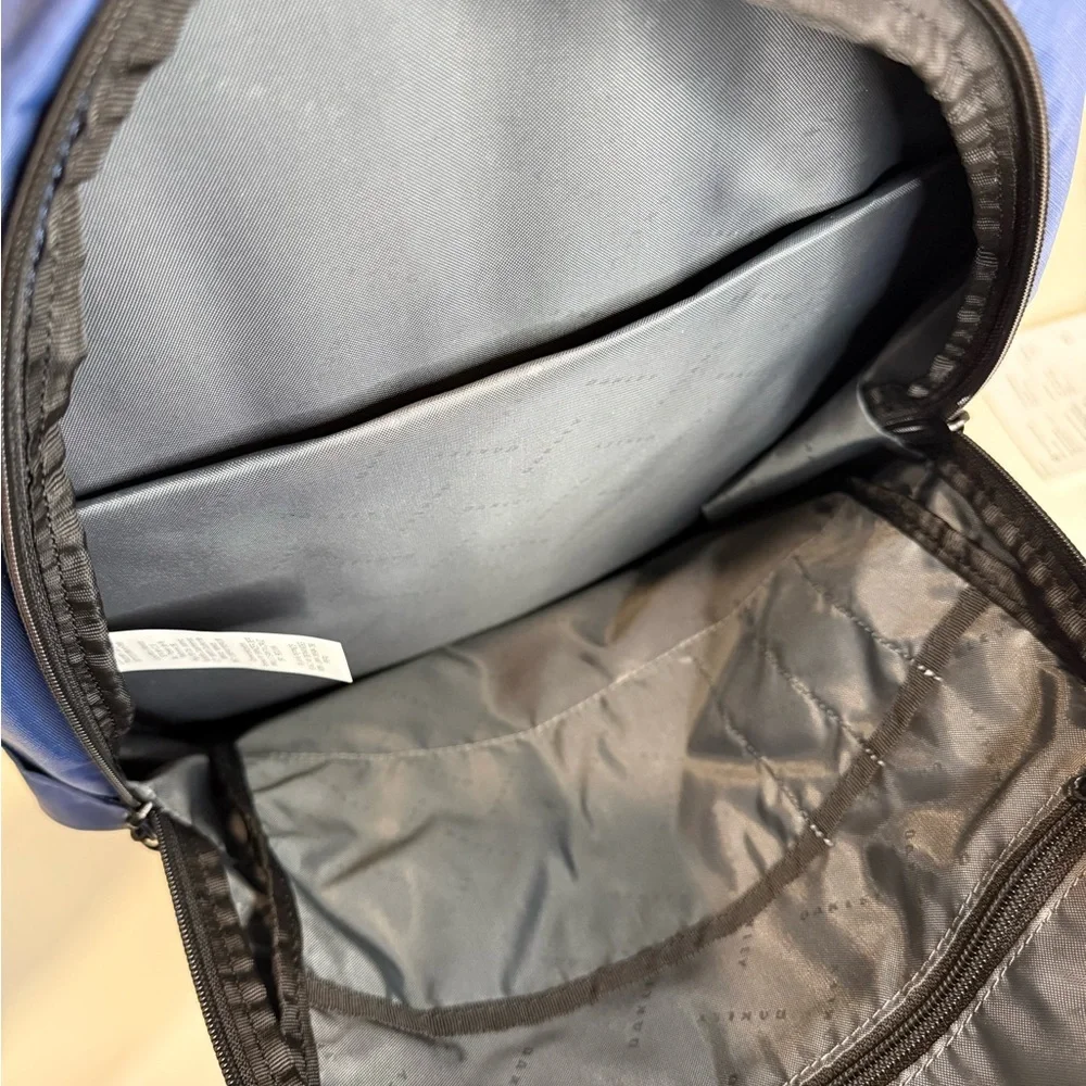 Oakley streamlined sling